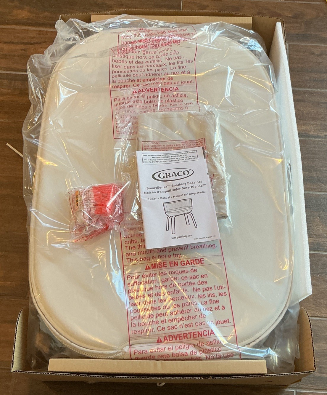 Graco SmartSense Soothing Baby Bassinet Synchronized Sound and Motion