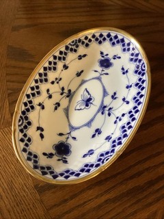 Bing & Grondahl Oval bowl With butterfly And Gold Rim 9”x 5 3/4” # 39