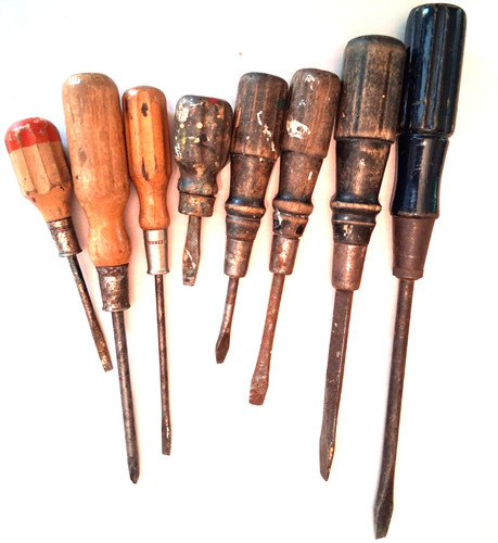 Lot of 8 Vintage Wood Handle Screwdrivers - Longest in Old Blue Paint is 11.5"
