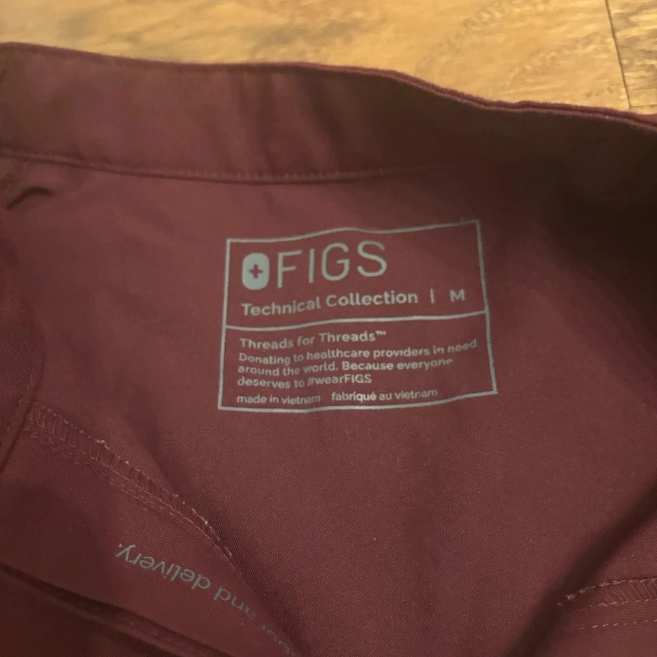 Blusa Médica de Maternidad Figs Zamora para Mujer M Granate Colección Tech Mamá Trabajadora Foto 4 de 4