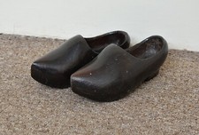 Coppia di scarpe vintage vecchi zoccoli in legno olandesi - SPEDIZIONE GRATUITA