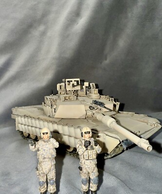 Tamiya M1A2 Abrams SEP TUSK II 1/35 With Mini Figures Pre Built & Custom Painted