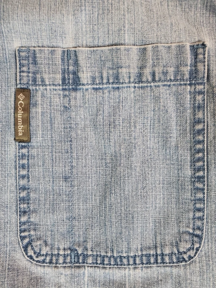 Camisa de mezclilla Columbia Signature manga larga con botones para hombre talla XL lavado claro Foto 3 de 4