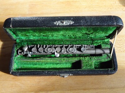 ANTIQUE C.G.Conn Silver 1900s LTD Piccolo & Case Silver