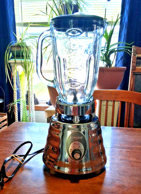 Vintage Osterizer Beehive Blender Model 564A Chrome 2-Speed - WORKS''