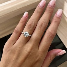 Ręcznie wykonany laboratoryjny pierścionek z diamentem 1,70 ct IGI okrągły cięty 14k żółte złoto E F VVS