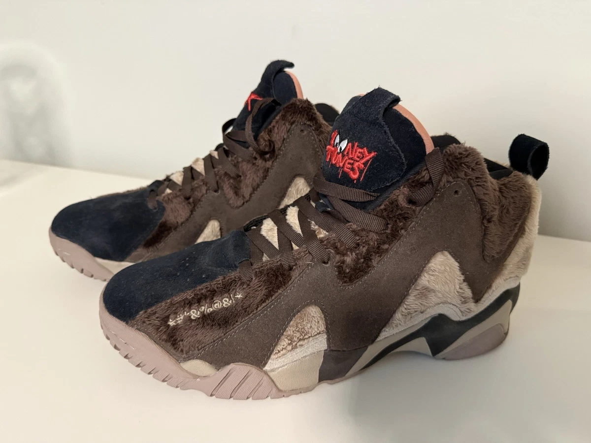 Reebok Looney Tunes x Hurrikaze 2 Mid Tasmanian Devil for Sale