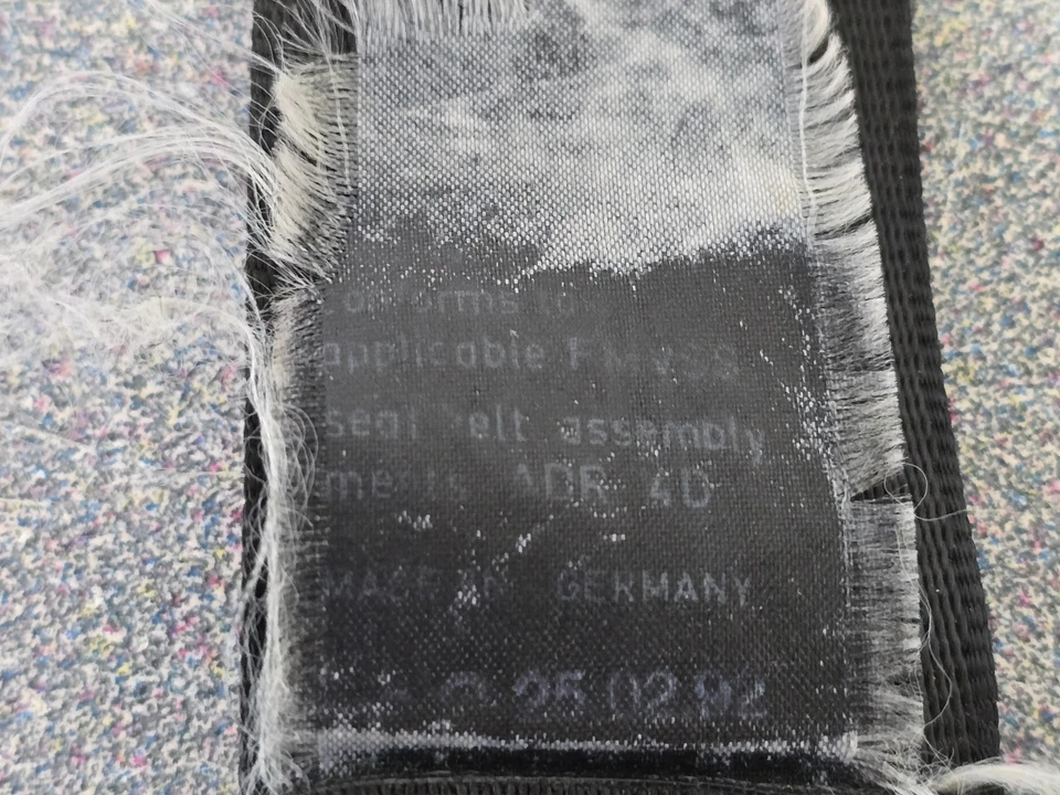 MUY BONITO CINTURÓN DE SEGURIDAD USADO ORIGINAL ORIGINAL PORSCHE 911 930 928 REPARA 1974-84 NLA Foto 3 de 4