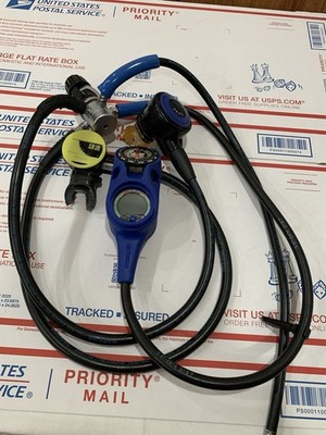 Oceanic Scuba Regulator Set with Pressure Gauge, Compass & Data + Dive Computer