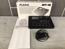 Alesis SR-16 - Digital Drum Machine 16 Bit Stereo with Power Supply