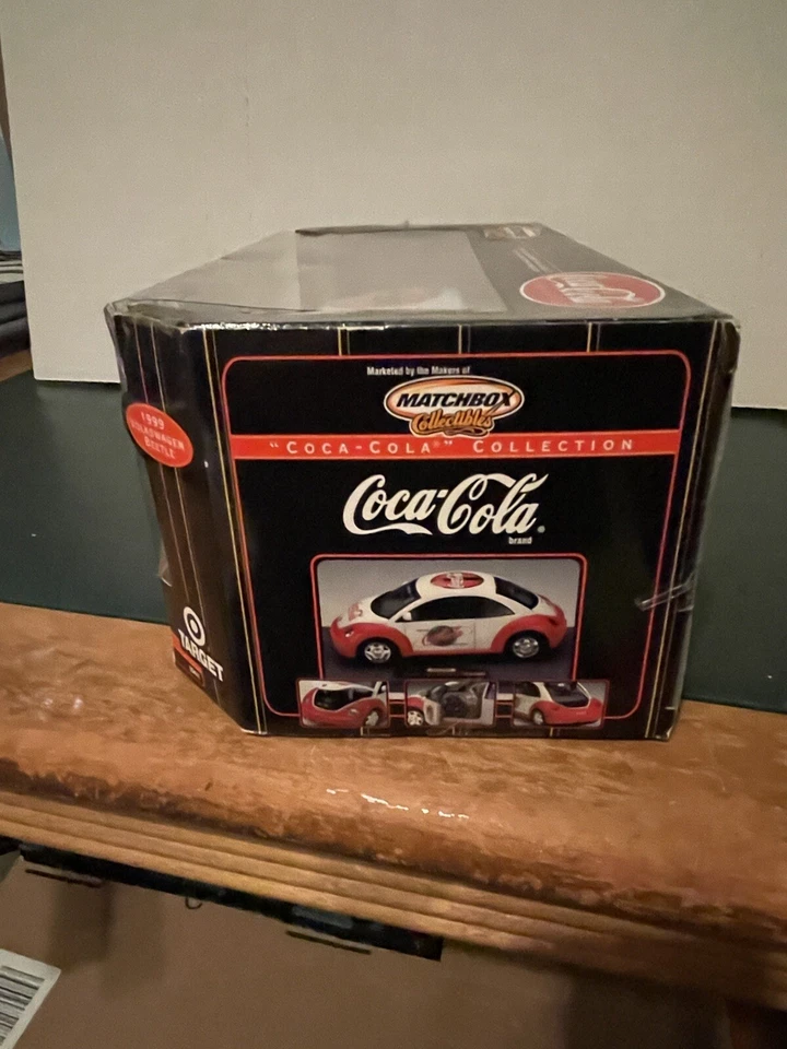 NEW Matchbox Collectibles Coca-Cola 1999 Volkswagen Beetle Diecast 1:18 - Image 4 of 4