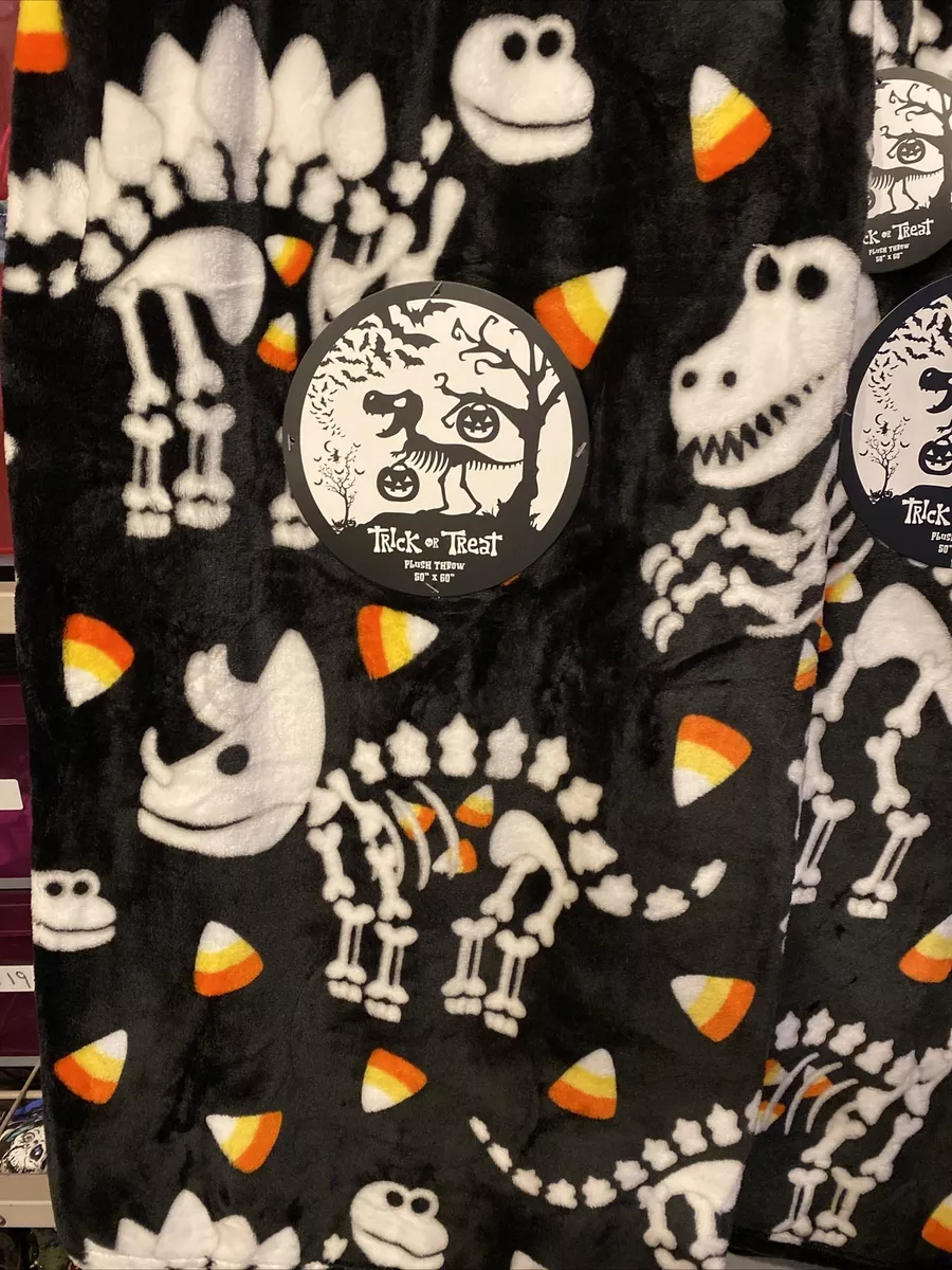 Halloween themed blanket new arrivals