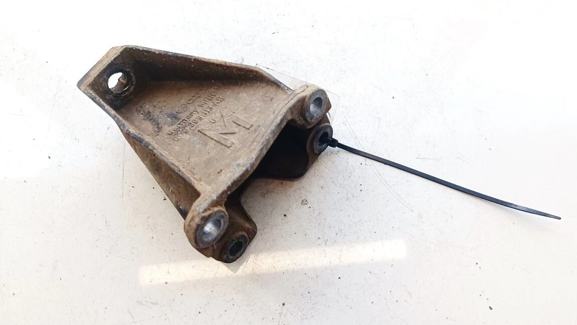 800399113AB 800 399 113 AB Engine Mount Bracket and Gearbox Mount 
