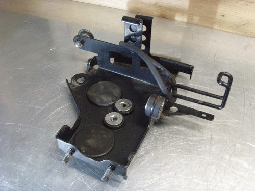 YAMAHA MT07 ABS 2016 R/H ABS PUMPE/ECU HALTERUNG HALTERUNG 2014-2020