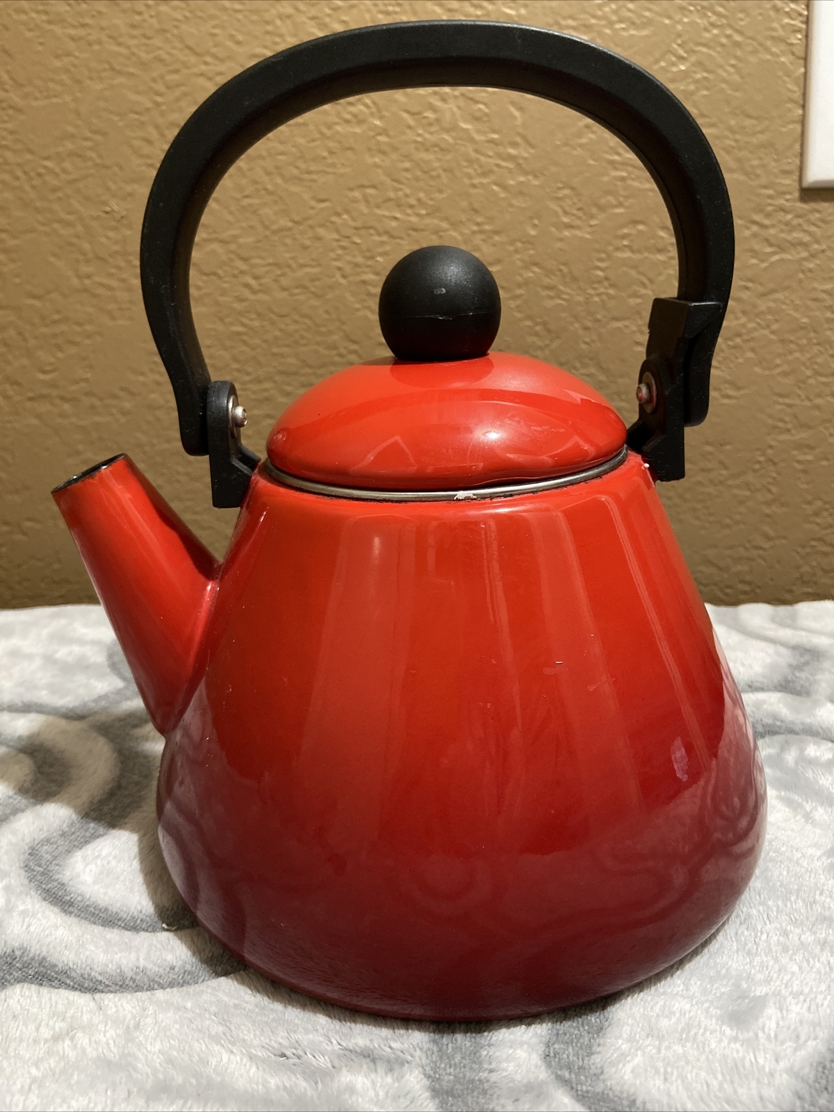 Tag væk operatør modtage le creuset kone forfængelighed Trin spids