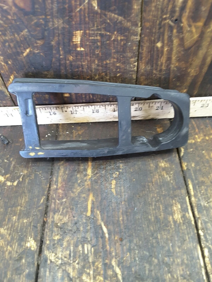 Suzuki GSXR600 2004 | Brazo oscilante guía de cadena | Usado OEM Foto 2 de 4