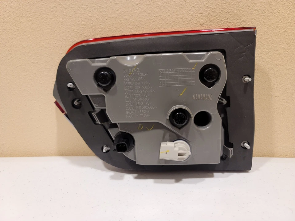 Luz trasera izquierda trasera izquierda lado del conductor para Jeep Grand Cherokee 14-17 Foto 3 de 4