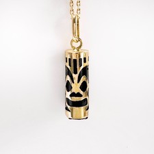 Vintage 18k Gold und Jet Stein Tiki Anhänger