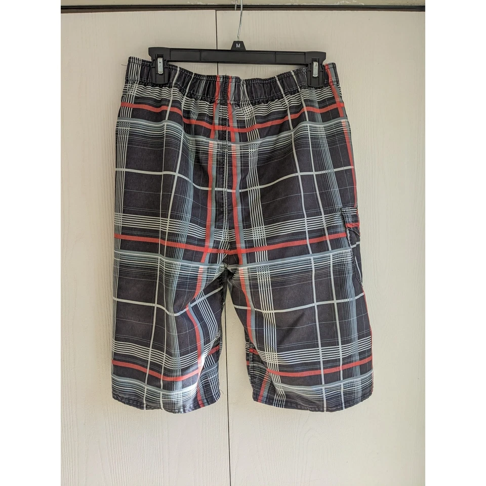 Pantalones cortos ligeros Ocean Current para hombre rojos negros a cuadros talla XL Foto 2 de 4