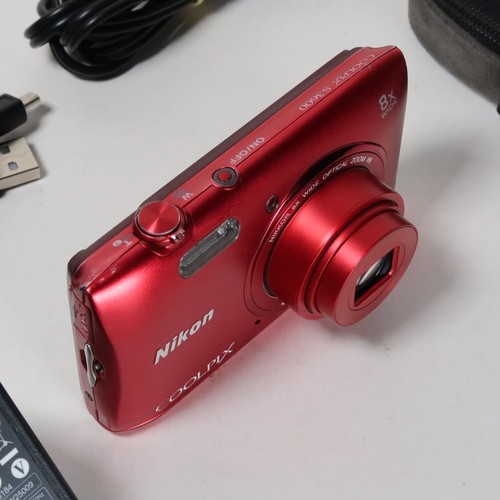 Nikon Coolpix S3600 20,1MP digitale Kompaktkamera 8x Zoom rot, Ladegerät, Hülle - Bild 5 von 19