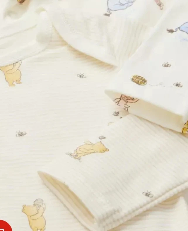 Winnie The Pooh 4 Pc Starter Seat~ Sleepsuit,bodysuit,bub& Hat~ 12-18 Months - Image 3 of 4