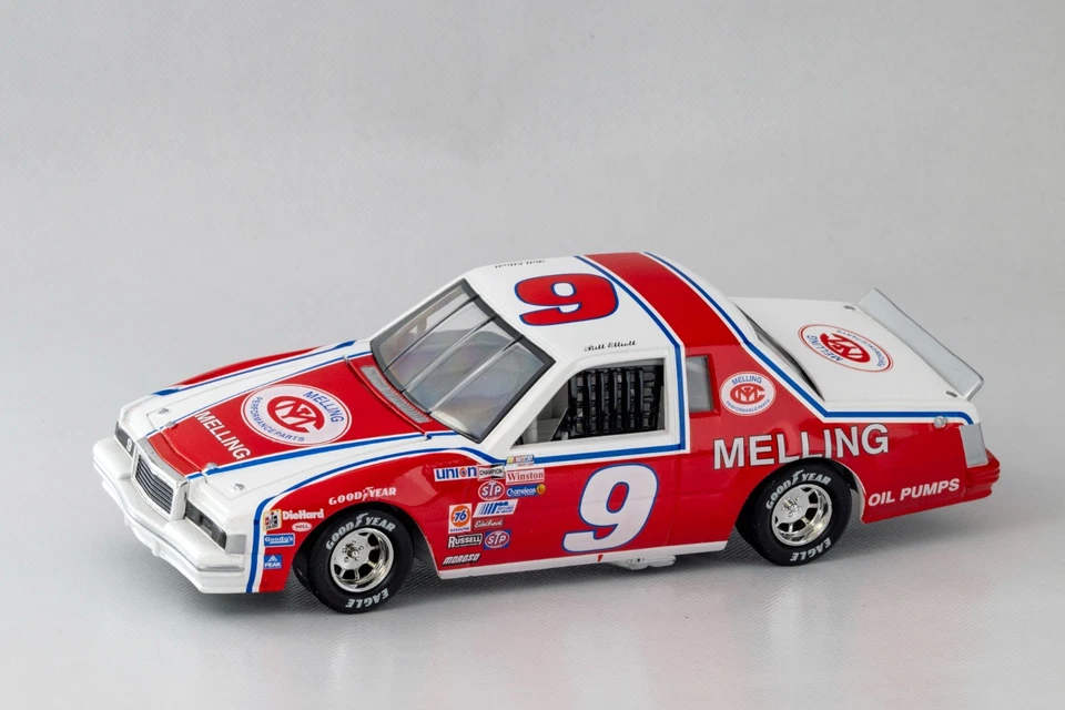 1982 Bill Elliott #9 Melling 1st Win Thunderbird 1:24 NASCAR DIECAST - Image 2 of 2