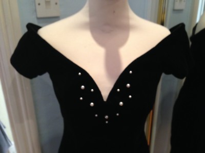 Vintage 1990 SCHWARZ SAMT PERLEN ABENDKLEID Größe 10 NACH DARK DOROTHY PERKIN