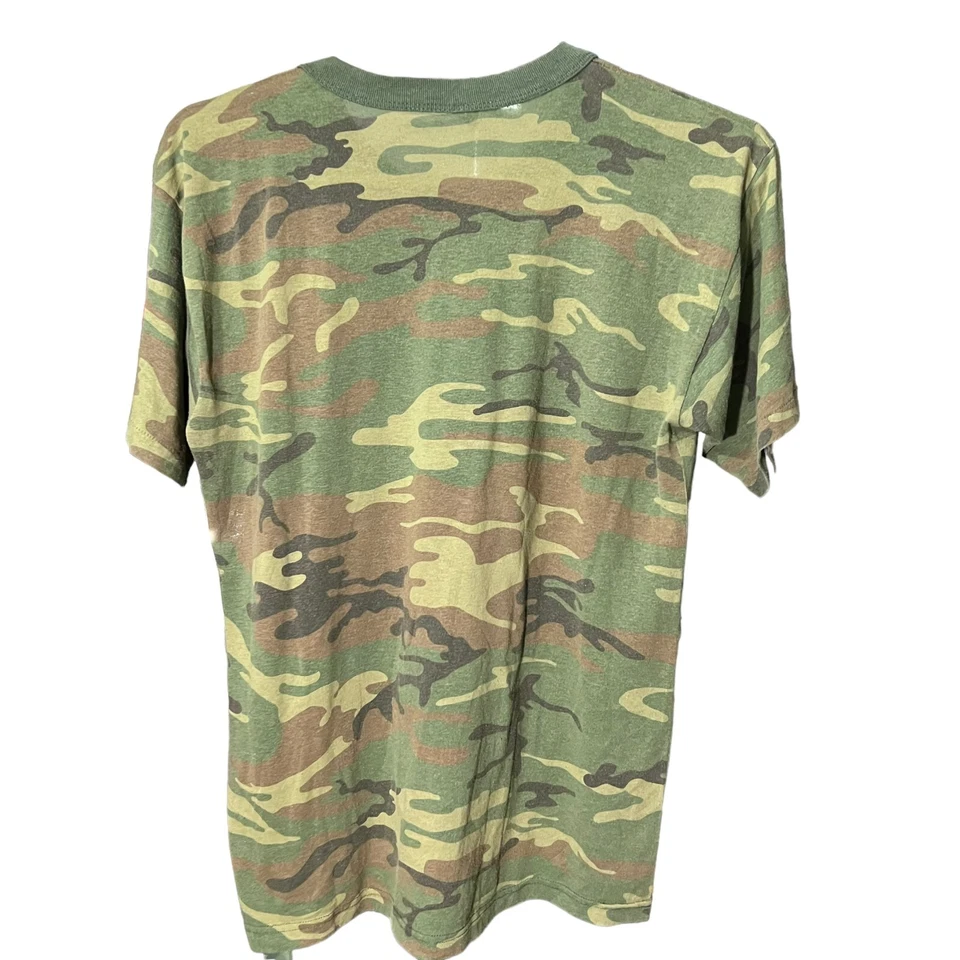 Camiseta de manga corta con gráfico de perro camuflado estampado de productos para exteriores Fox de colección Foto 2 de 4