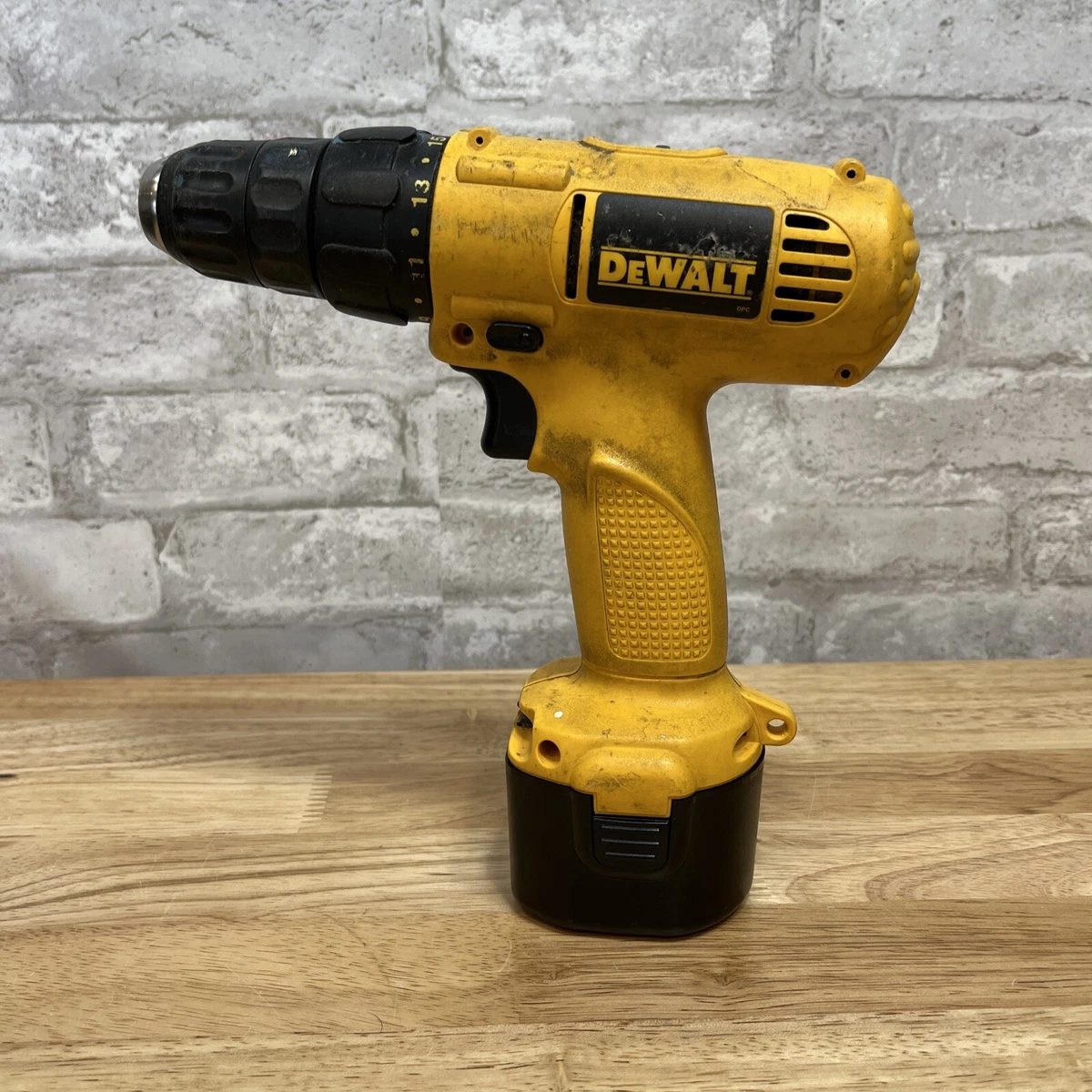 Dewalt DW926 3 8