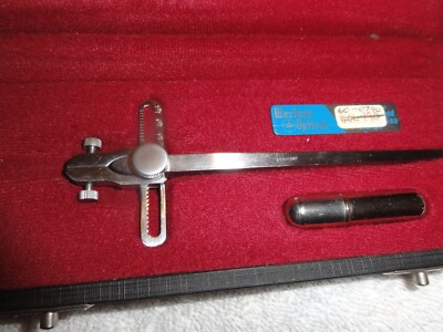 Lawton EYE Instruments optometry EXCELLENT Stainless steel specialty clamp CASE