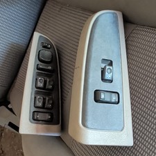 OEM GM Tan Power Window Switch & Bezel Set Dr...
