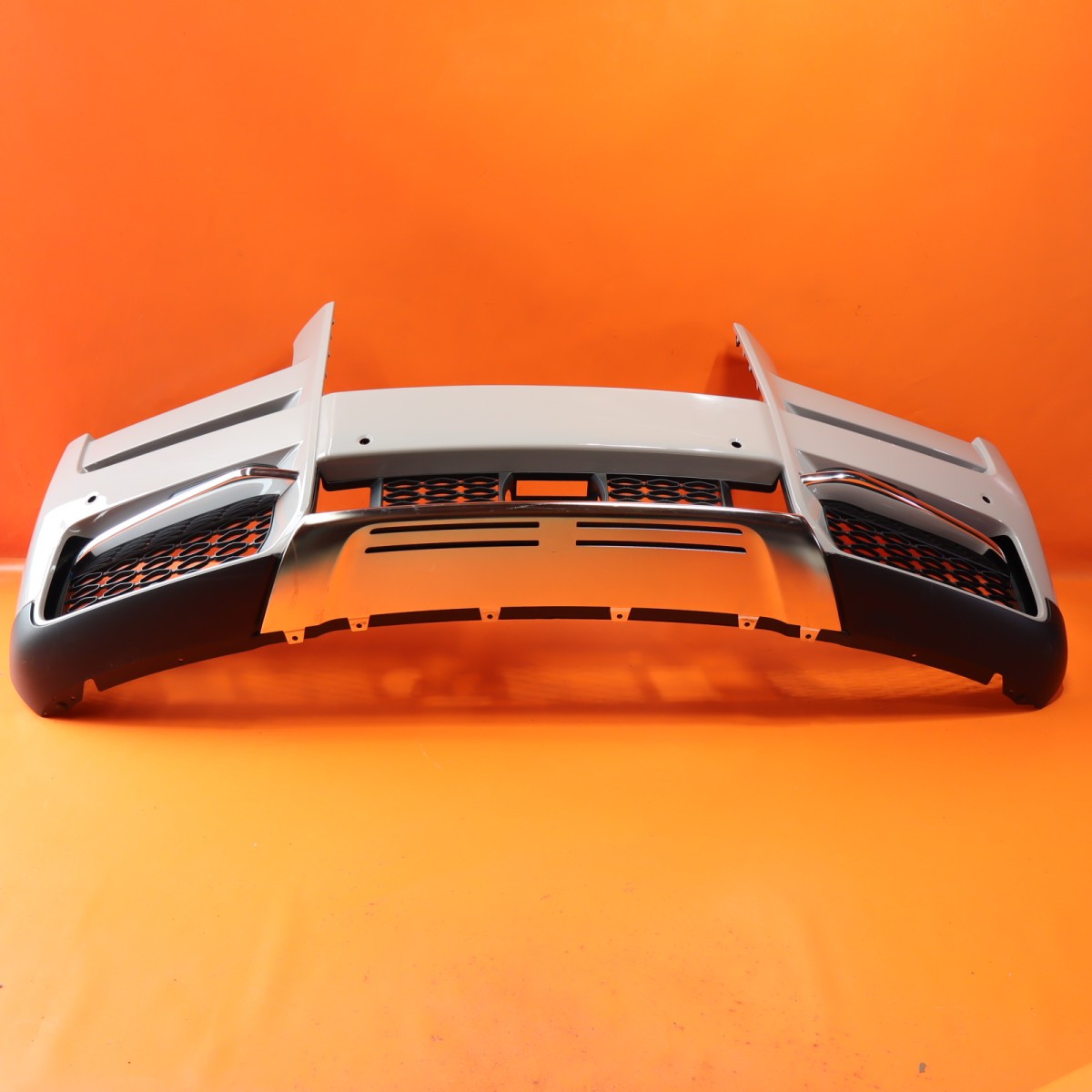 Rolls-Royce Cullinan 2019-2024 Front Bumper P/N 51117448893