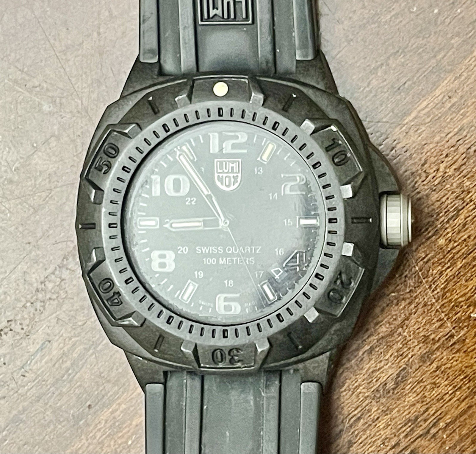 Luminox 0200 sentry - Gem