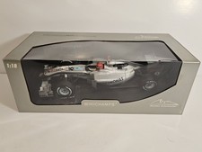 Mercedes GP F1 Team MGP W01 Michael Schumacher 2010 1:18 Minichamps