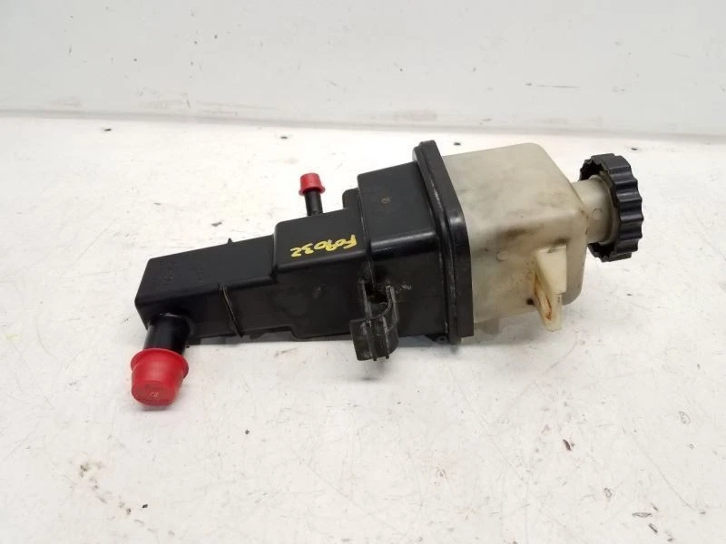 Dodge Stratus 2005 (2,7 L/sedán) depósito de dirección asistida  Foto 4 de 4