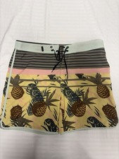 Hurley Phantom Board Shorts Mens 34 Multicolor Pineapple Parrot Surf Swim Trunks