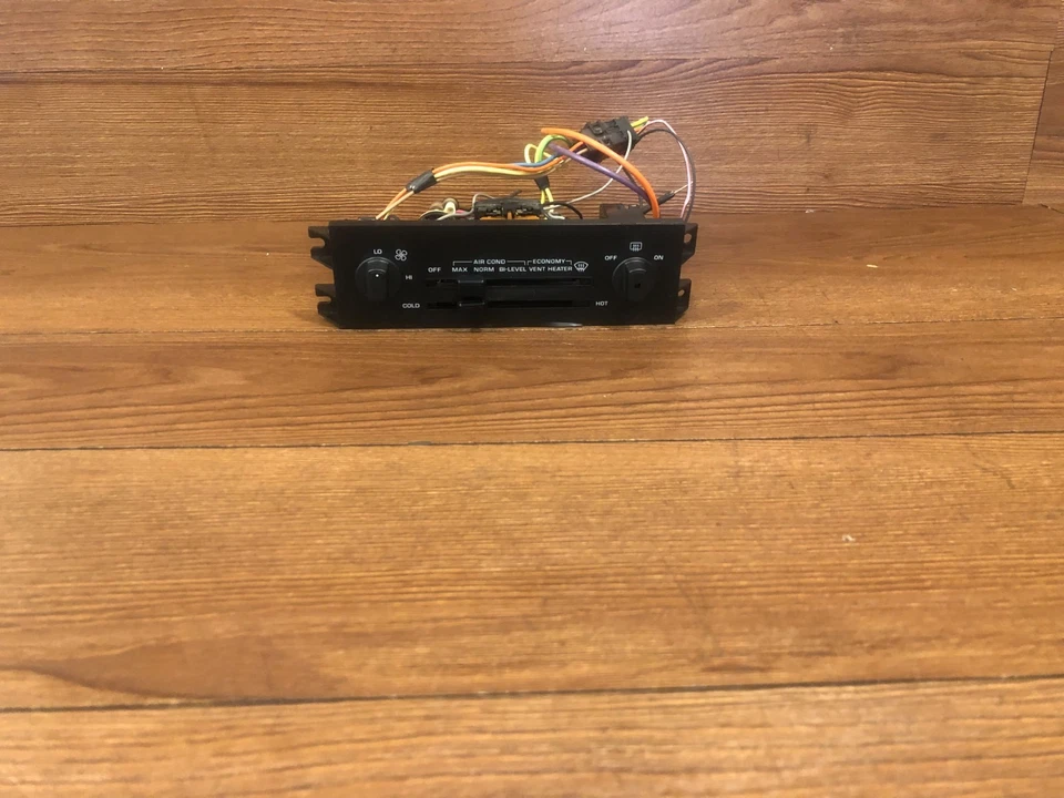 1984-1989 CHEVY CORVETTE C4 MANUAL AC  A/C AIR CLIMATE CONTROL HEATER SWITCH OEM - Image 2 of 4