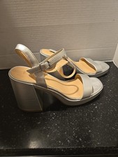 Dream Pairs Elegant Silver Platform Heels - Size 9.5