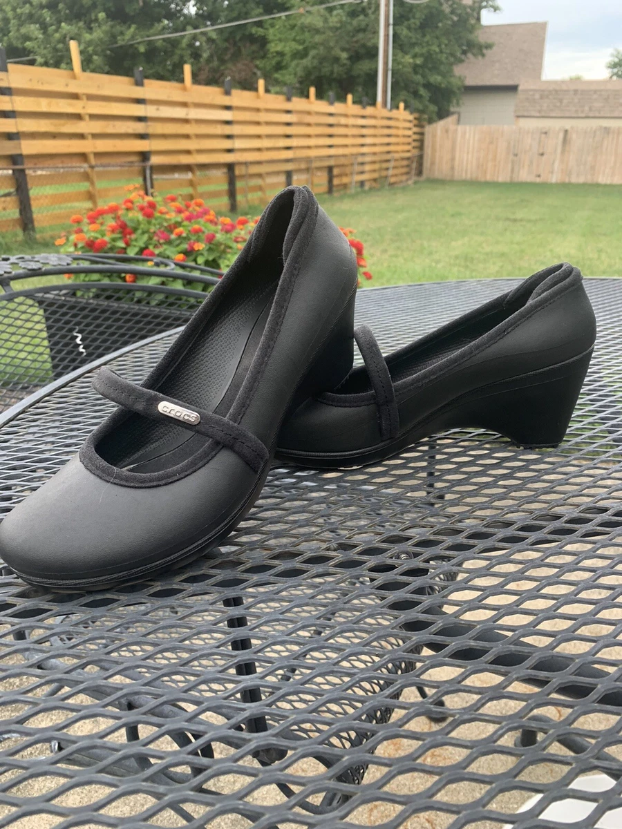 CROCS CASEY WOMEN S BLACK MARY JANE WEDGE PUMP SHOES SZ 8