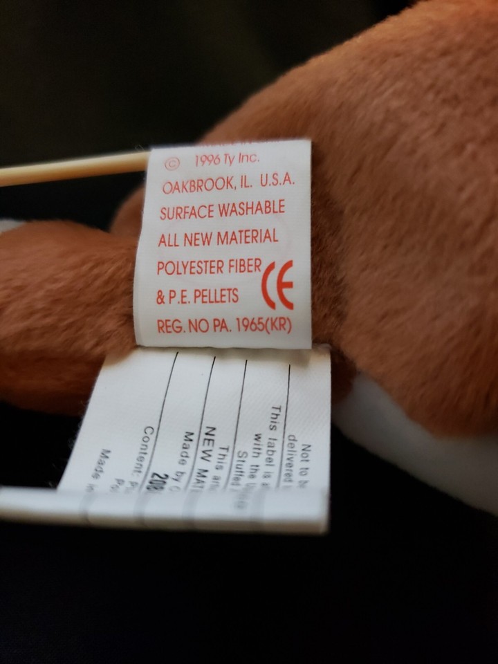 TY Beanie Baby Chip Cat, 5th Gen Hang Tag, 6th Gen Double Tush Tag