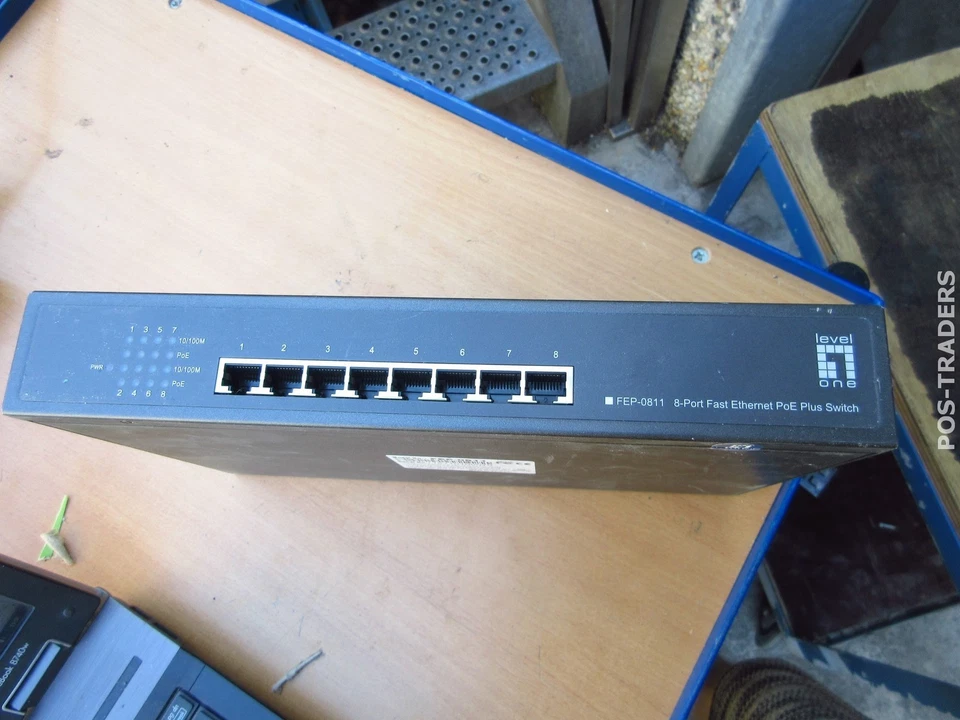 LEVELONE FEP-0811 - 8-Port Fast Ethernet PoE Switch, 802.3at/af PoE Netzwerk