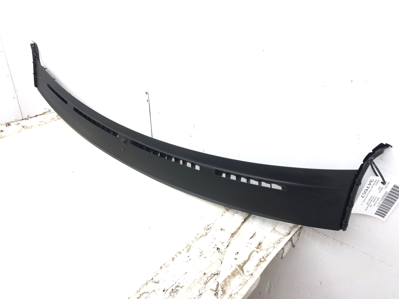 Maserati Levante 2017-2020 Dashboard P/N 670149127