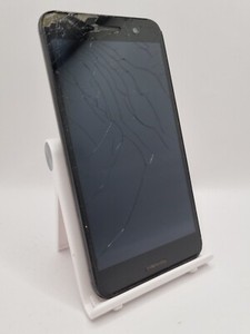 Infinix Hot 5 X559C schwarz Vodafone Dual Sim 16GB 5,5" Android Smartphone gesprungen