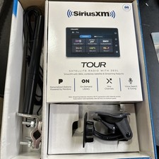 SiriusXM SXWB1V1 Tour Radio with 360L  Vehicle Kit NEW Open box