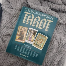 The Encyclopedia of Tarot Stuart R. Kaplan Jean Huets Reference Book VTG USED