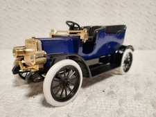 JOHN DEERE BLUE 1907 CLARK MOTOR CAR TYPE "B" #DSO459 NIB