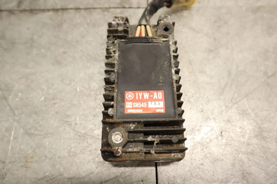 YAMAHA 87-89 MOTO 4 1988 TERRAPRO 350 1987 YAMAHA  OEM RECTIFIER VOLTAGE - Image 2 of 4