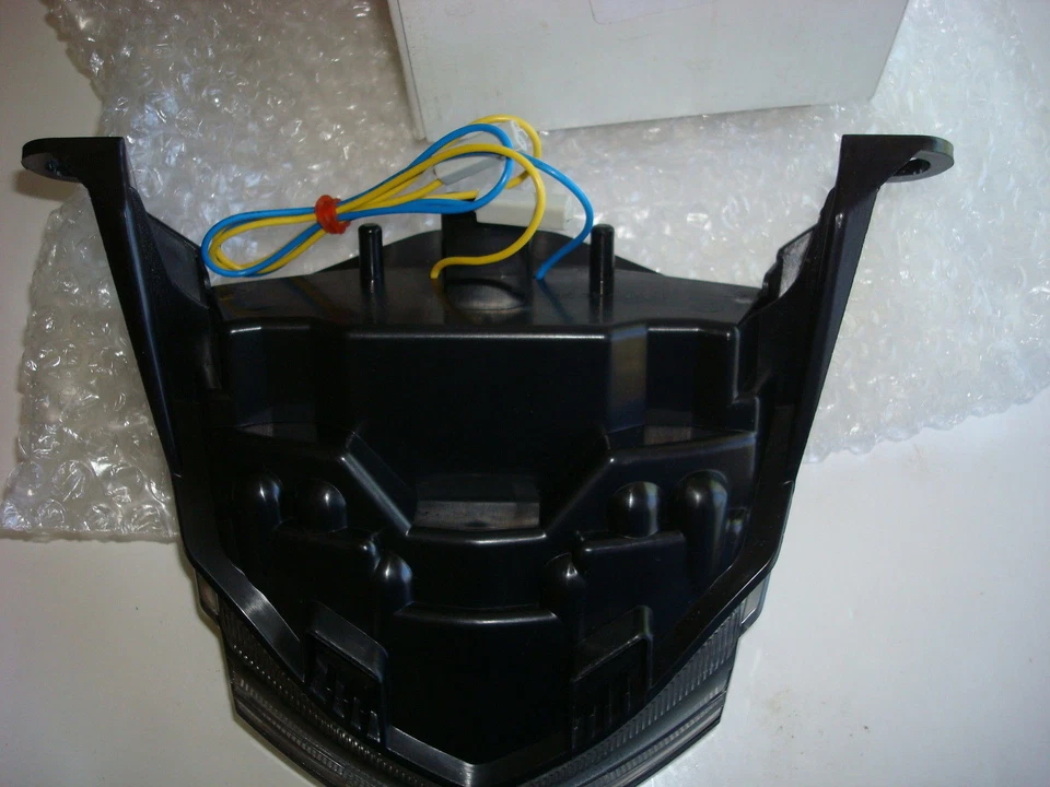 Nova lanterna traseira 2008-210 Kawasaki ZX10R Competition Werkes SMoke TL-K1001-S - Imagem 2 de 4