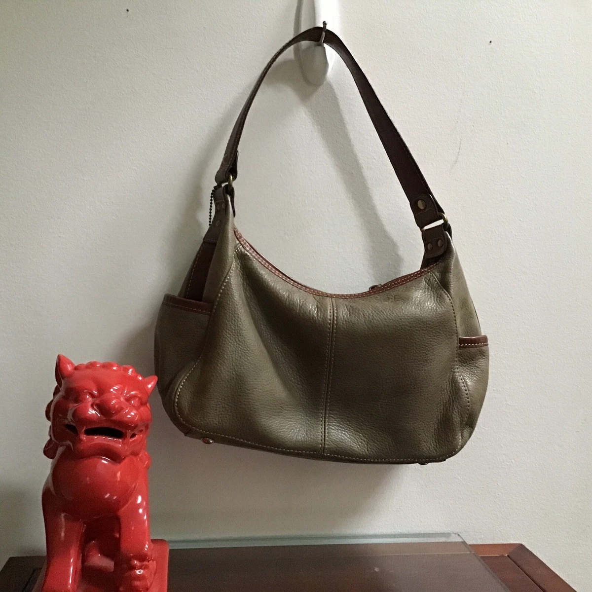 Women s Fossil Leather Shoulder Bag Olive Green Brown Side Inside Pocket Key