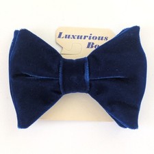 1970s Vintage Dark Navy Blue Velvet Bow Tie Oversized Large Butterfly Clip On